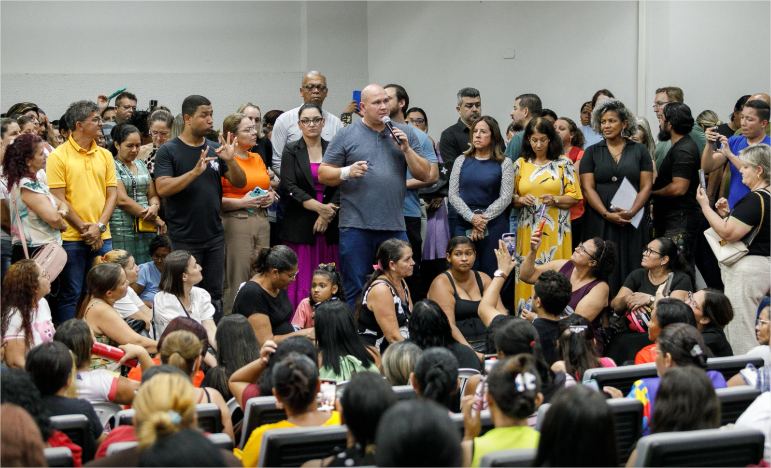 Prefeitura garante cuidadoras para crianças com deficiência e autistas nas escolas municipais