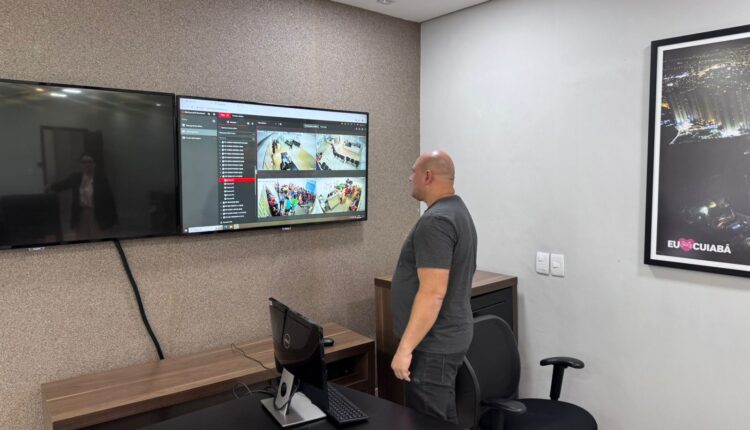 Abilio flagra postinho vazio ao lado de policlínica lotada em Cuiabá