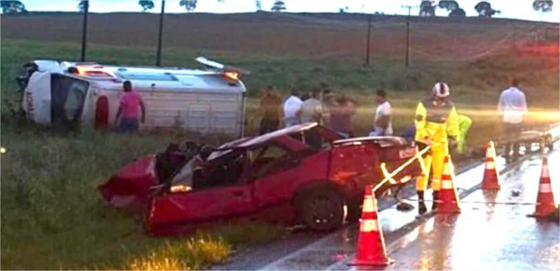 Acidente envolvendo carro e ambulância em MT deixa um morto e 4 feridos