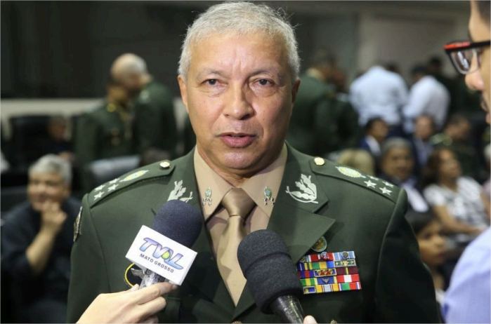 General cuiabano estava no grupo que tentava impedir Bolsonaro de assinar alguma ‘doideira’, diz depoimento de Mauro Cid