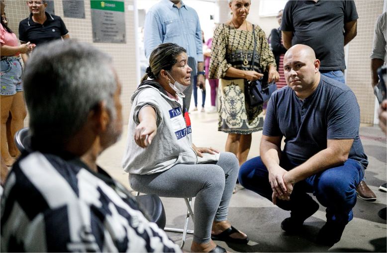 Prefeito visita HMC e assegura cirurgias de ortopedia para pacientes