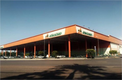 Funcionárias ajudam ladrões a furtar Atacadão e acabam na cadeia