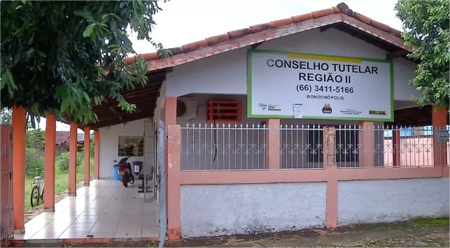 Adolescente descobre gravidez após ser estuprada por padrasto e primo em MT