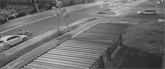 Policial Federal troca tiros com casal que tentava roubar motorista de app; vídeo