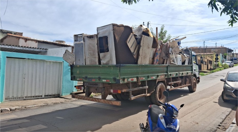 Em mobilização contra a dengue, mais de mil servidores atuam em Cuiabá