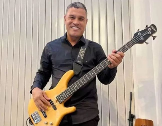 Motorista que morreu “prensado” por dois veículos de carga é identificado