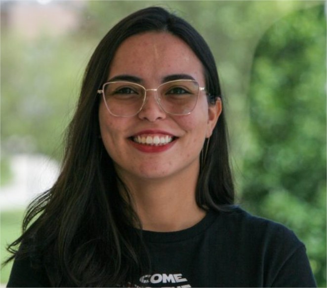 Estudante várzea-grandense surpreende nos EUA e é introduzida na Ordem de Pégaso