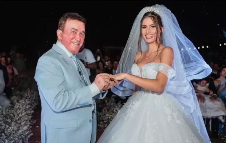 Vídeo: Amado Batista desmente rumores de separação com miss MT