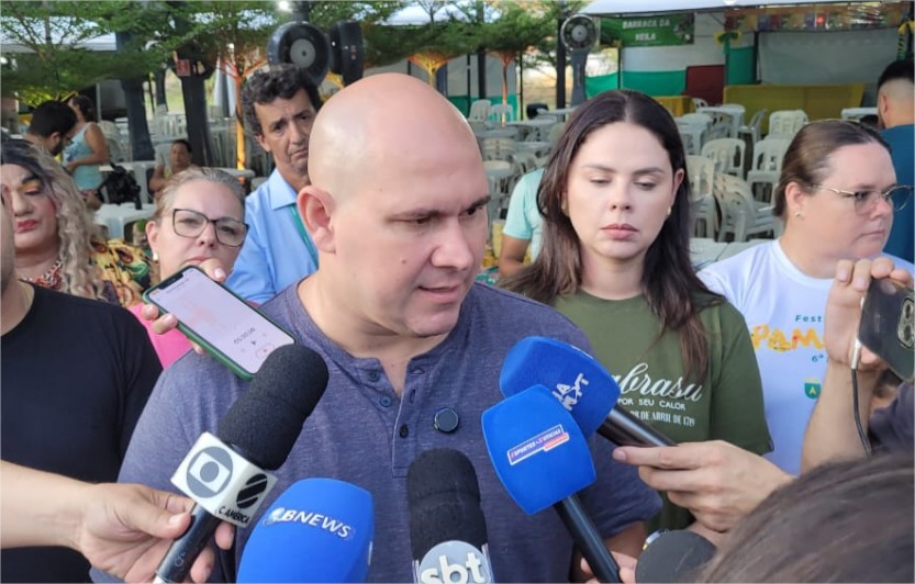 Abílio se compromete com estrutura adequada para Festival de Pamonha do Rio dos Peixes; vídeo
