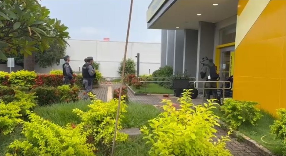 Suspeita de bomba deixada em banco de Sinop mobiliza Bope