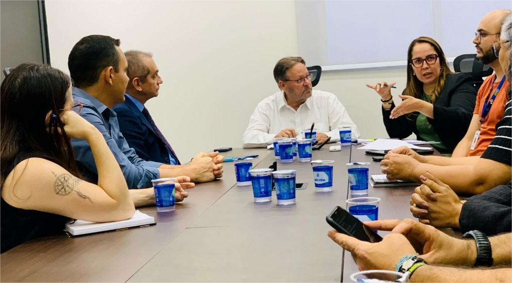 Wilson Santos e representantes da SES debatem a situação dos medicamentos com base no canabidiol