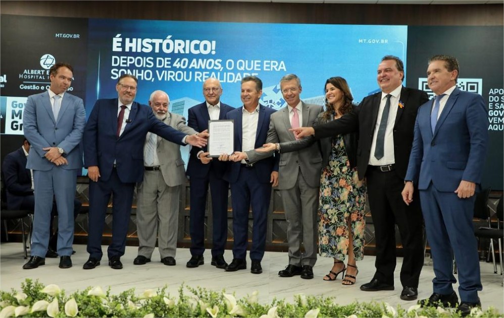 Fechado! Mauro Mendes assina contrato para Albert Einstein administrar Hospital Central; vídeo