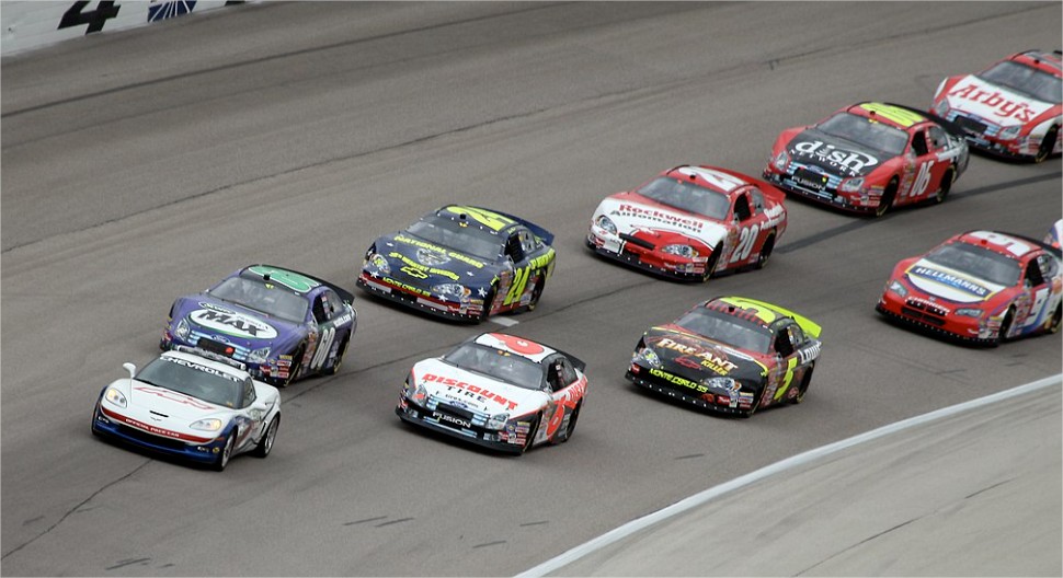 Governador articula para trazer corridas da Nascar a MT em 2026