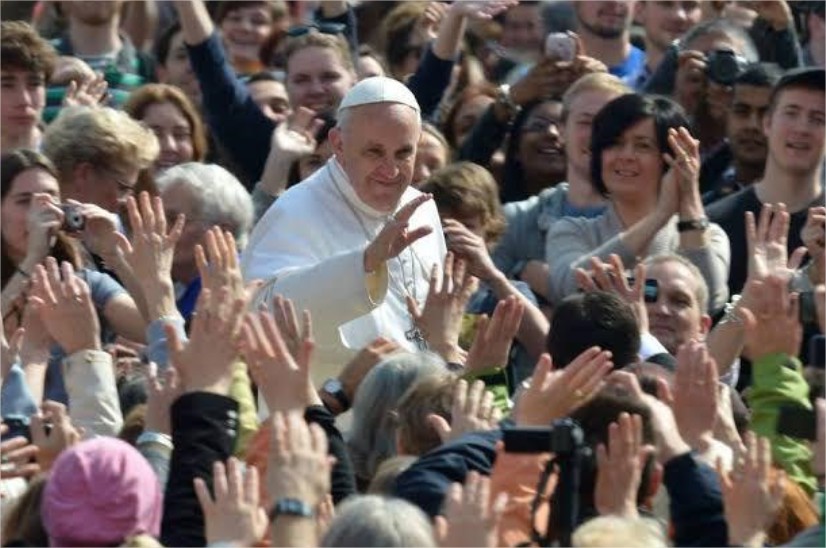 Primeira‑Dama de MT lamenta falecimento do Papa Francisco