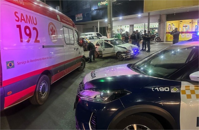 Perseguição tem tiros e carro na contramão em Cuiabá; vídeo