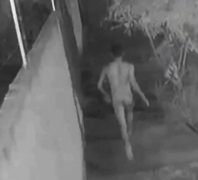 Vídeo flagra tarado fugindo pelado após tentar estuprar mulher em MT