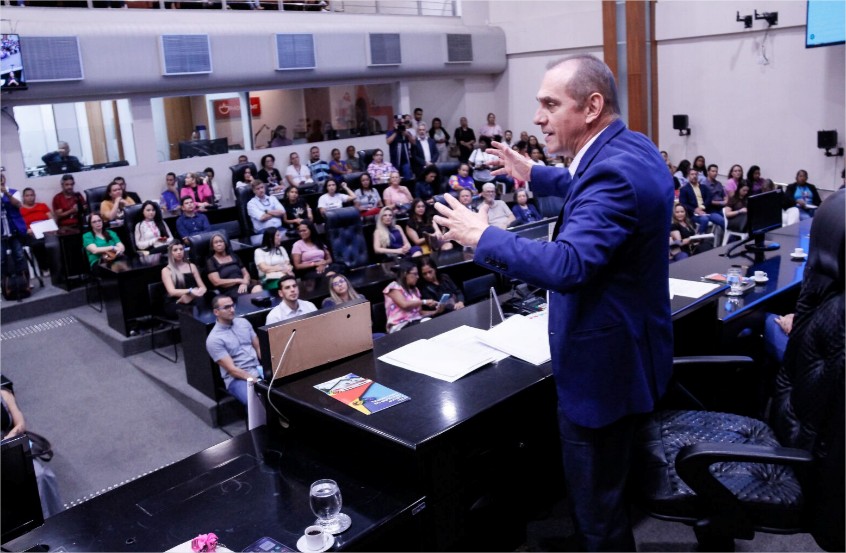 Audiência Pública na AL recebe grande público e cobra políticas efetivas para o autismo