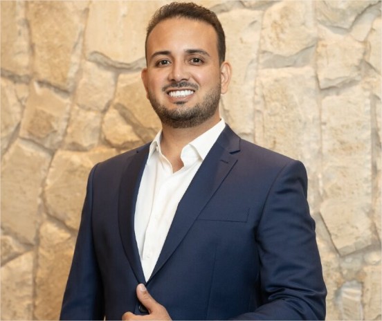 Empresário diz que não teve intenção de destruir deck de restaurante chique