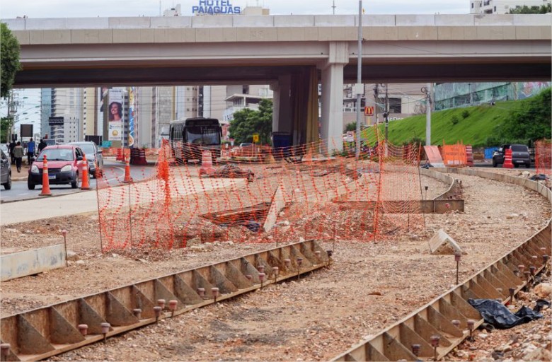 Avenida do CPA funcionará com meia pista a partir deste sábado