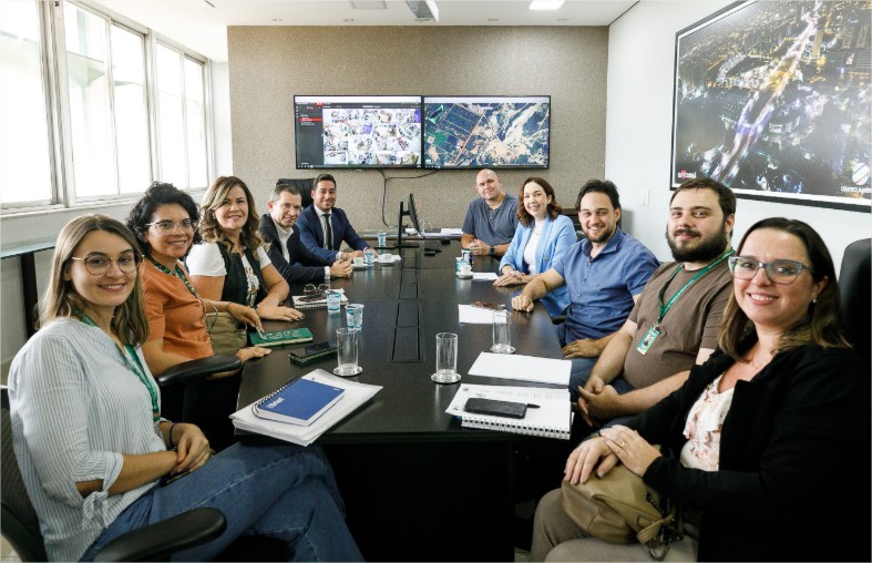 Prefeitura vai ampliar apoio e viabilizar sede para catadores do antigo lixão