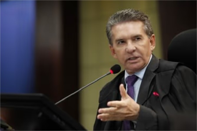 TCE alerta sobre uso de inteligência artificial em radares para fabricar multas de trânsito