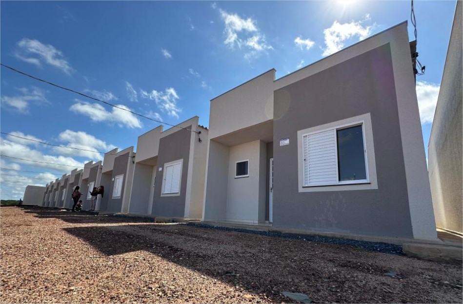 Famílias com renda de até R$ 12 mil podem acessar subsídio do programa SER Família Habitação