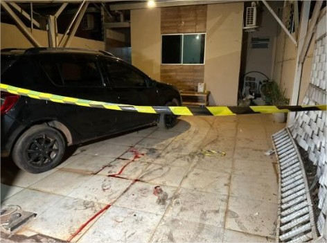 Mulher morta com seis tiros estava grávida; marido escapou dos bandidos