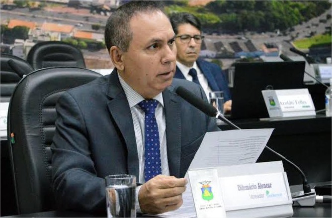 Dilemario defende fim de cartão consignado e Refis para aliviar servidores do superendividamento