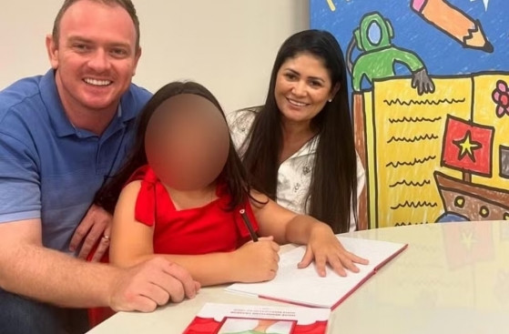 Feminicida que matou esposa e esfaqueou a filha fica em silêncio durante depoimento