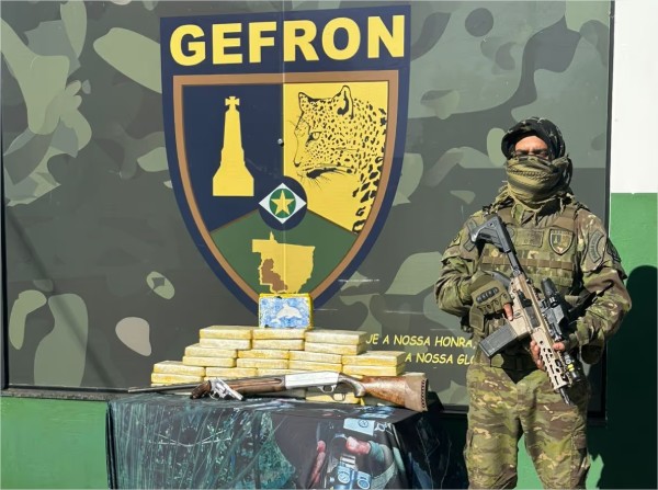 ‘Mulas do tráfico’ morrem em confronto com o Gefron na fronteira de Cáceres; drogas apreendidas