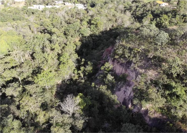 Corpo não identificado é encontrado em precipício de MT