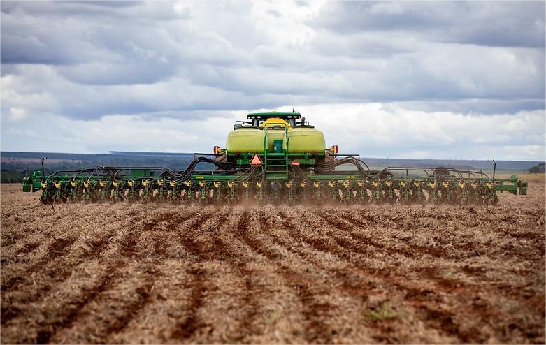 Mato Grosso deve liderar PIB dos estados brasileiros em 2025 e crescer quase o triplo da projeção nacional