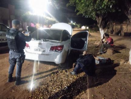 Quadrilha é detida durante ‘reunião’ para planejar assassinatos na fronteira