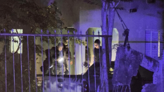 Idoso suspeito de estuprar duas crianças é morto a tiros dentro de casa