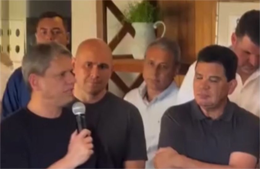 Tarcísio visita Cuiabá, critica exploração política da crise e pede superação: “Não se fortalece o fraco enfraquecendo o forte”
