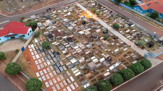 Homem arromba túmulo do avô e dorme com cadáver em MT