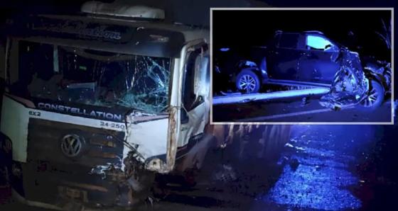 Hilux bate de frente com caminhão e homem morre na MT-020