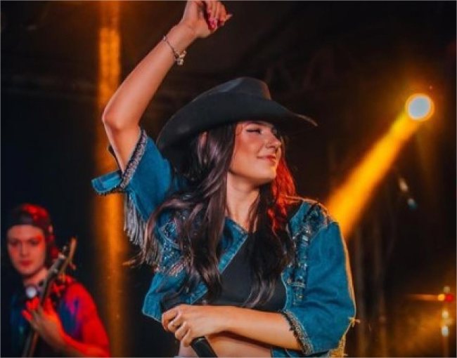 Prefeito é intimado a dar explicações sobre show de Ana Castela por quase R$ 1 milhão