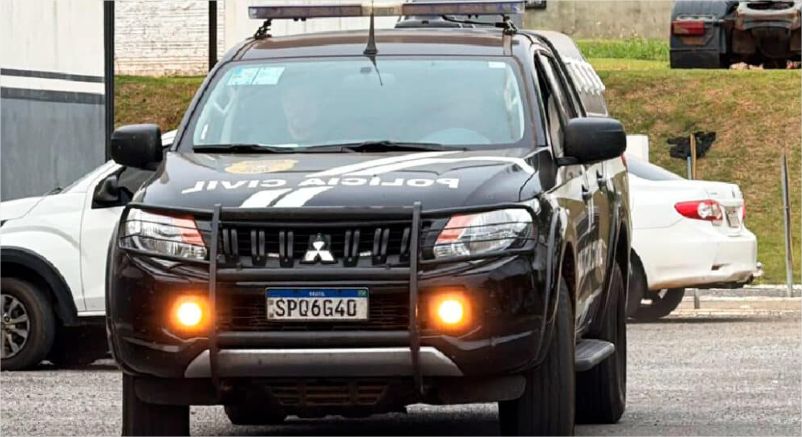 Dupla armada rende motorista e rouba Jeep Compass em Cuiabá