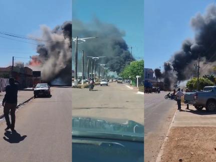 Fogo atinge supermercado, mobiliza bombeiros e assusta moradores de MT (veja vídeo)