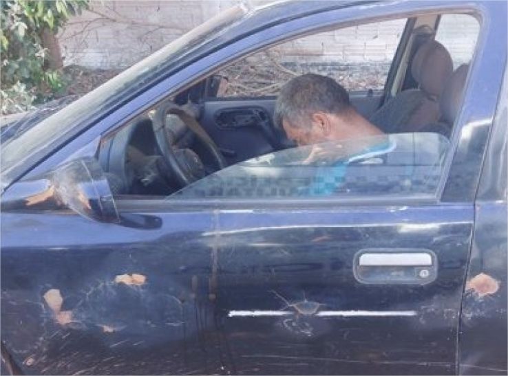 Motorista bêbado acusado de atropelar criança é encontrado dormindo no carro