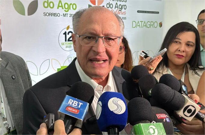 Em Sorriso, Alckmin promete Ferrogrão, mira Índia e quer derrubar preço do frete