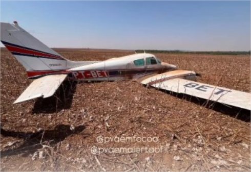 Avião faz pouso forçado em plantação no interior de MT; vídeo