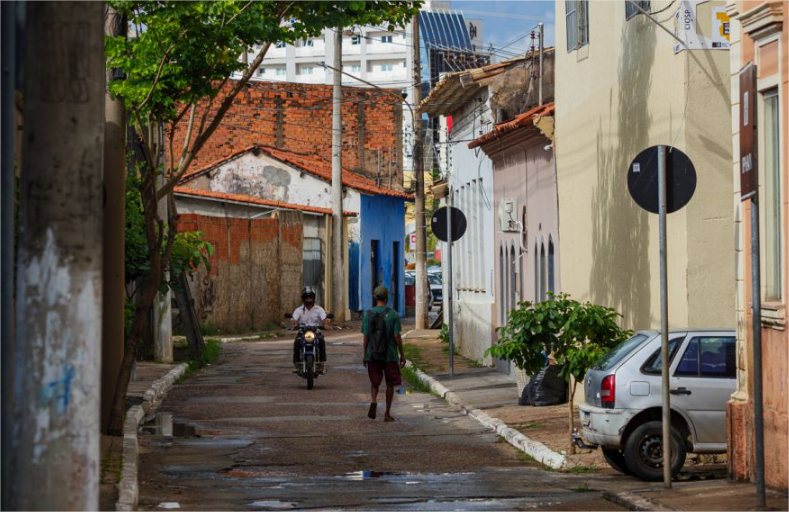 Lojistas citam furtos, acidentes e sexo na rua: ‘Centro abandonado’