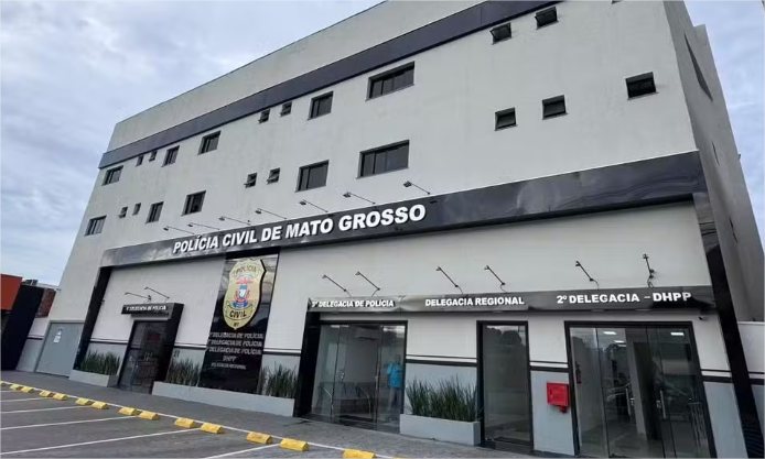 Jovem de 20 anos é preso suspeito de bater em filho de 1 ano, na esposa e na sogra em MT