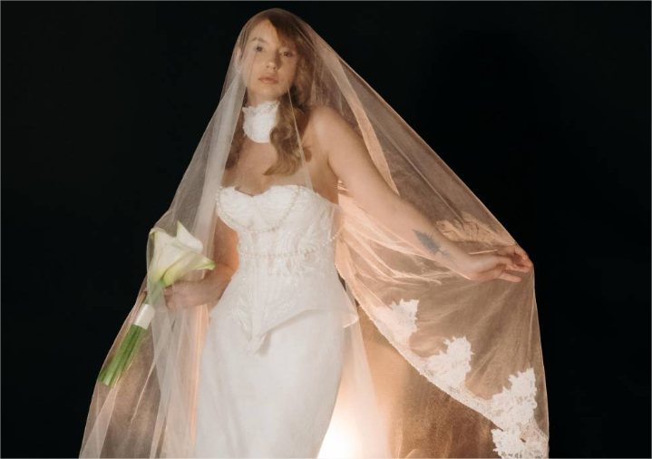 Estilista cuiabana leva vestido de noiva inédito às passarelas de Milão