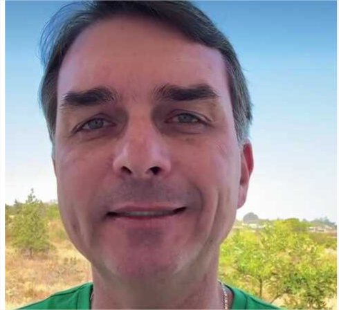 Cúpula do PL tenta trazer Flávio Bolsonaro a Cuiabá, mas agenda fica restrita a Sinop