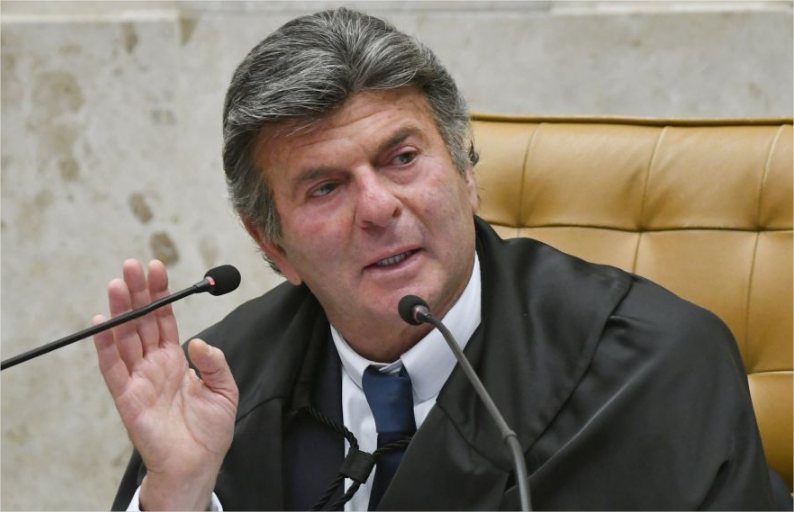 Ministro Fux vota para anular ação contra Bolsonaro e diz que STF é incompetente para o caso