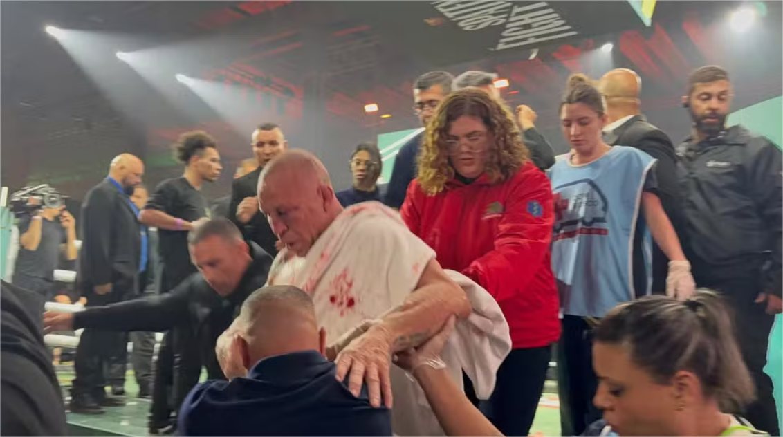 Vídeo: Duelo entre Popó e Wanderlei termina com confusão no ringue e lutador nocauteado após a luta; veja