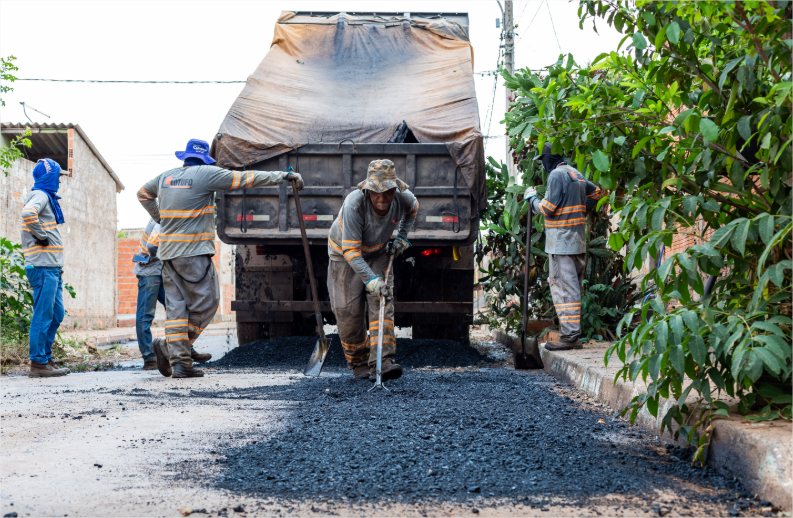 Prefeitura de Cuiabá recupera mais de 77 mil pontos com operação tapa-buraco
